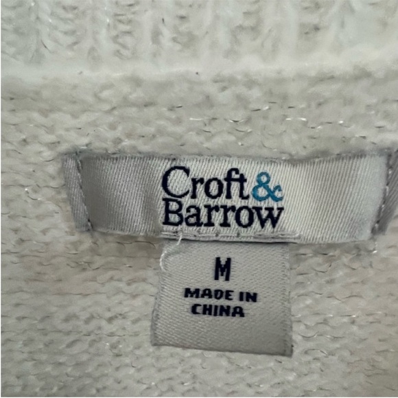 Croft&Barrow Woman's white Long Sleeve Sweater
Size Medium - Picture 3 of 4